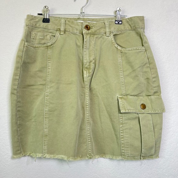 Zara Dresses & Skirts - Zara Cargo Mini Skirt M Olive Green Womens Gorpcore Utility Raw Hem Cotton Skirt